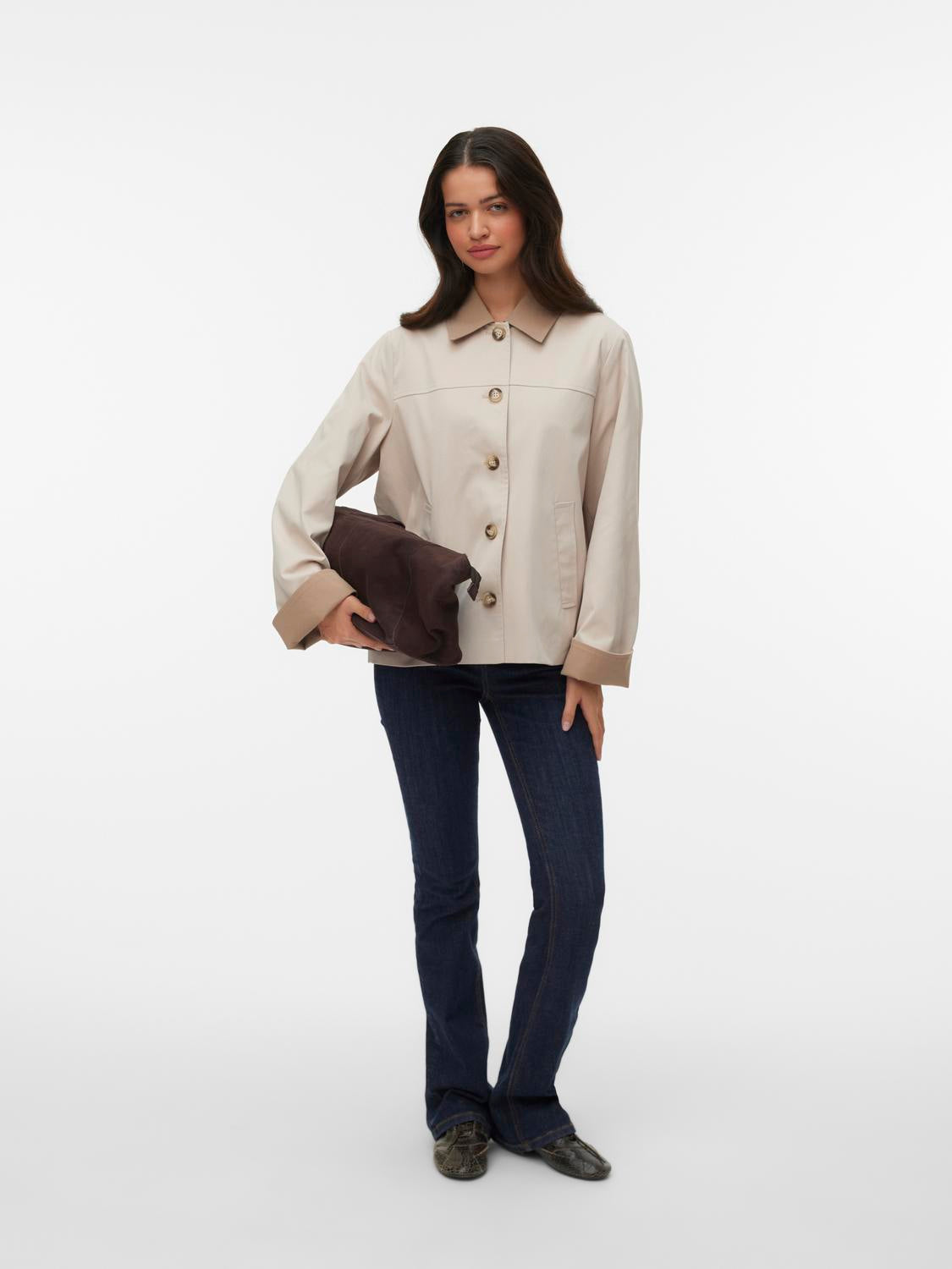 model_shot-front